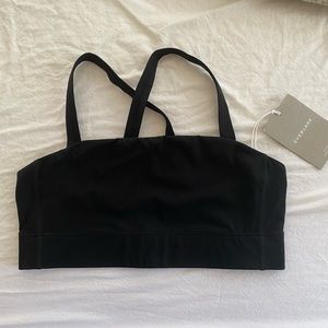 Everlane Perform Crop Top